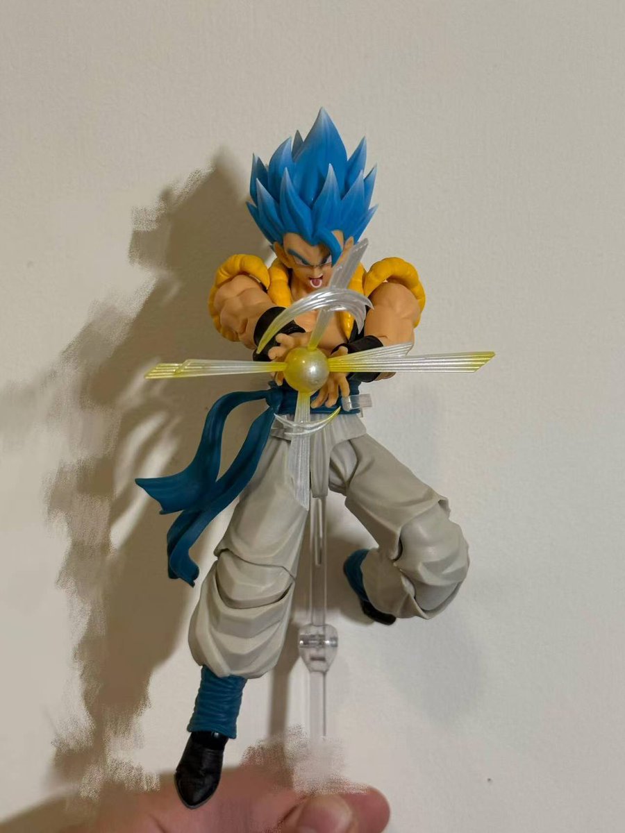 xdeusx's tweet image. Pick your poison. So stoked for this!
#Tonsen #Kamione #Gogeta #DBZ #DBS #SHF