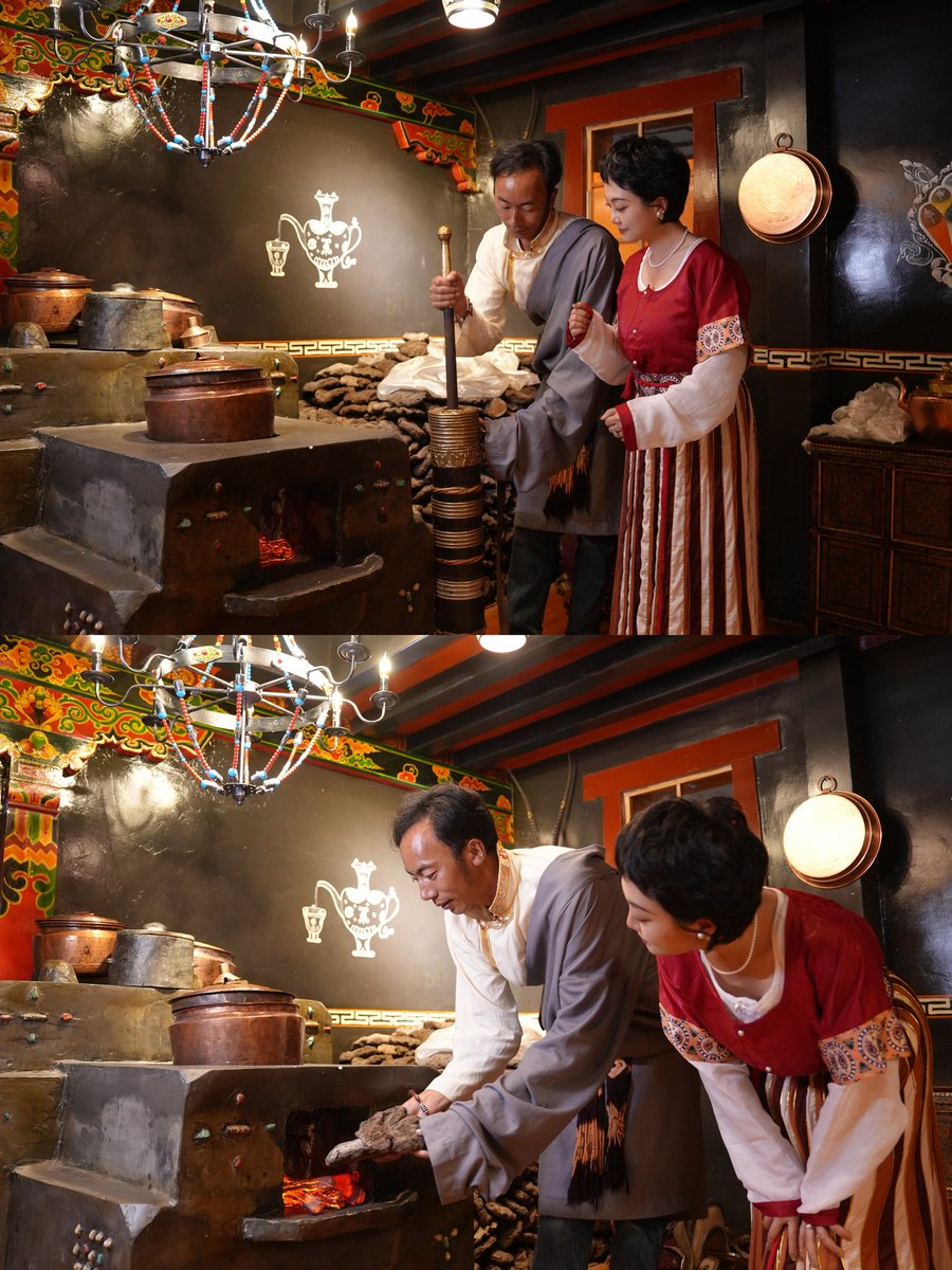 AmazingHanfu's tweet image. #HanfuCitywalk | I was warmly welcomed by my Tibetan friend during Wangguo festival—exchanging &quot;Tashi Delek,&quot; wearing a khata, enjoying Chemahe, butter tea, and dramnyen music. Hanfu meets Tibetan attire, our smiles show friendship knows no bounds! #Xizang #Qomolangma