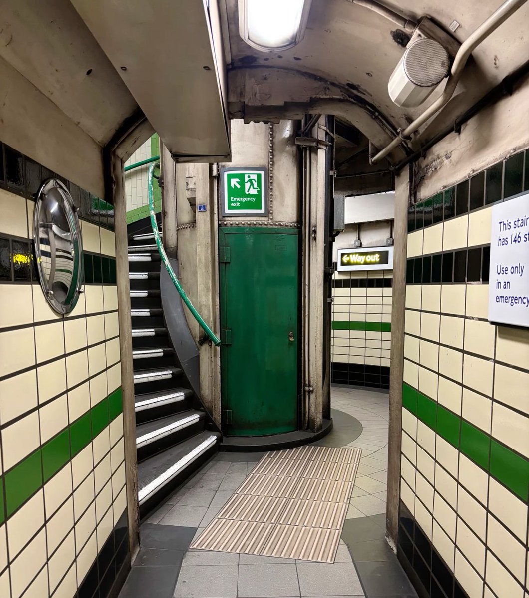 Liminal Space (@liminal_s) on Twitter photo 