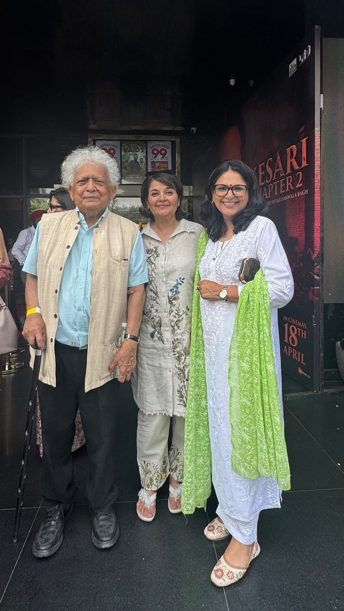 Met him this april at the screening of Kesari2. Woke up to the news that he has left the world. May your soul be in peace Lord Meghnad Desai 🙏
