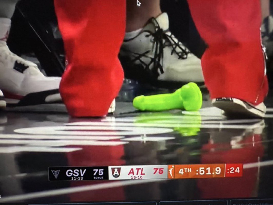 Somebody threw a dildo on the floor in the middle of a WNBA game. This is DIABOLICAL 😭💀