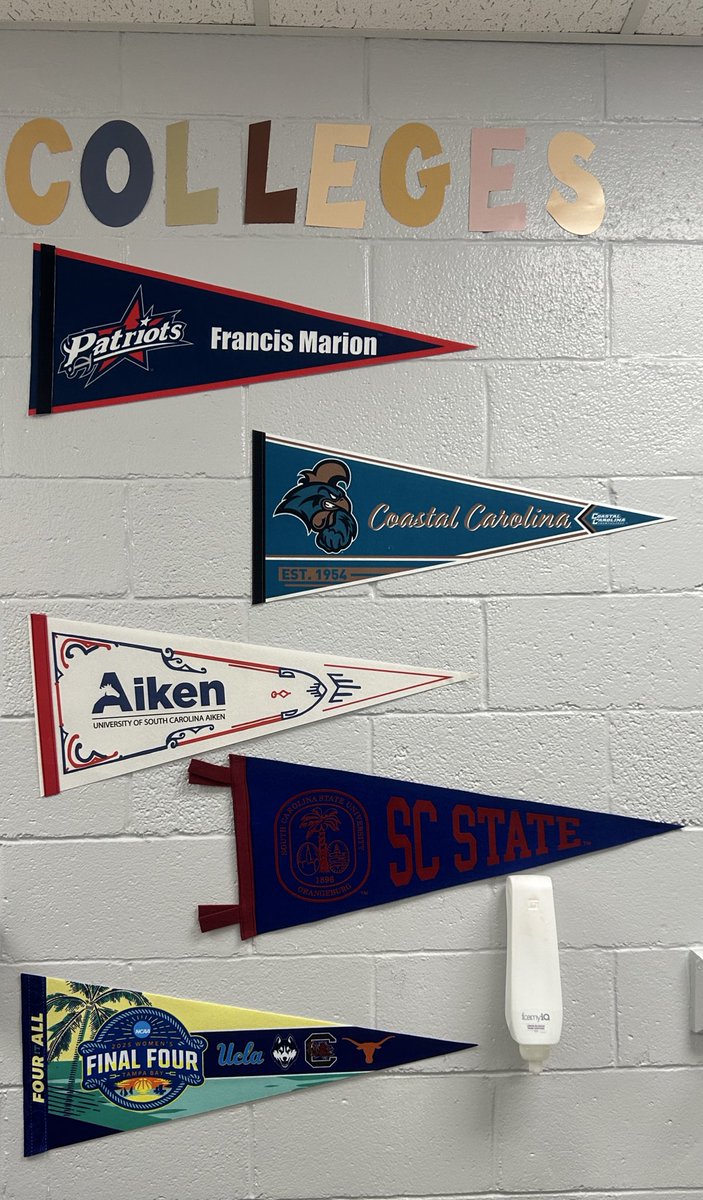 ms_m_blaylock's tweet photo. Thanks for my pennant donations! 💖 https://t.co/9n7HRbAgIJ