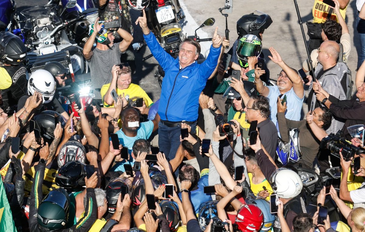 Meu herói meu capitão meu presidente 🇧🇷🇧🇷🇧🇷🇧🇷