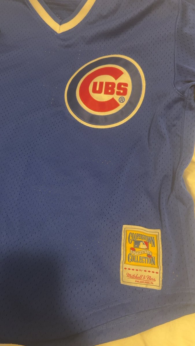 I normally spend a few minutes trying to figure out what to wear. Today wasn’t one of those days. There was no question that I’d be rocking the No. 23 jersey today, the original No. 23 in the Windy City before that “other guy” showed up. 
#Ryno was my first hero and will always
