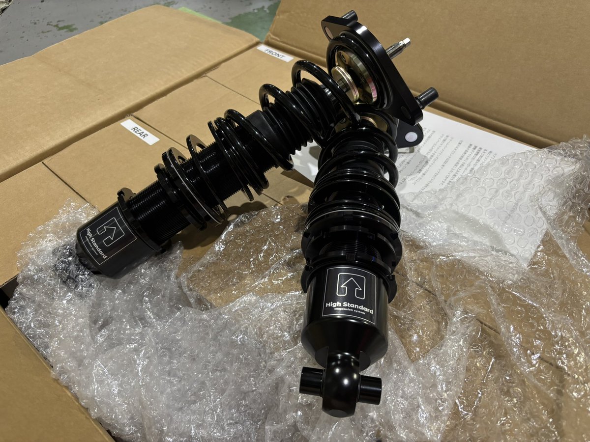 supermade_com's tweet image. 本日は足回りから！