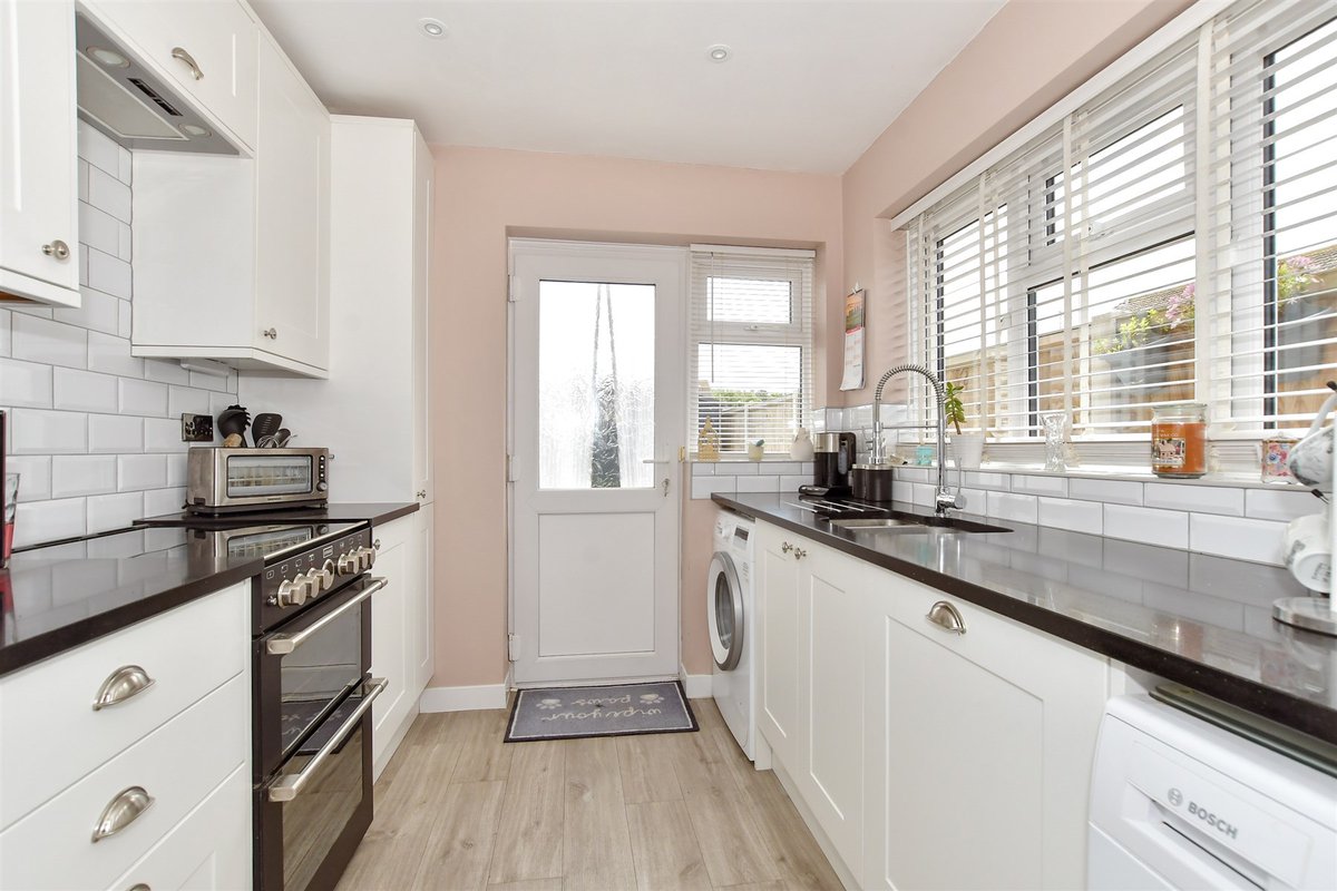 Wards Estate Agents tweet media