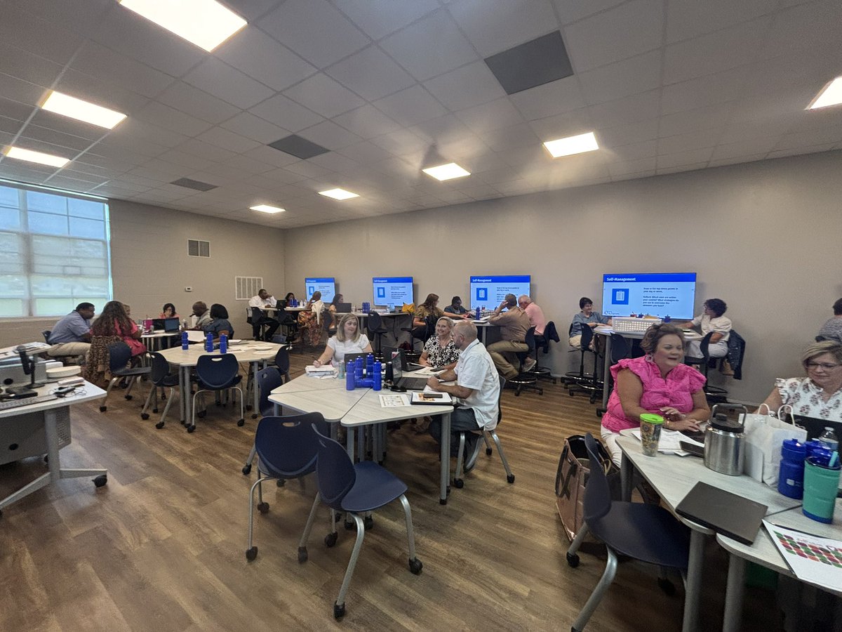 Had a fantastic time presenting on Foundational Wellness to Escambia County Schools today! They are ready for the new year! <a href="/AlabamaMTSS/">AlabamaMTSS</a> <a href="/SeanJStevens/">Sean J. Stevens</a> <a href="/mjshields/">Dr. Melissa Shields, NBCT</a>