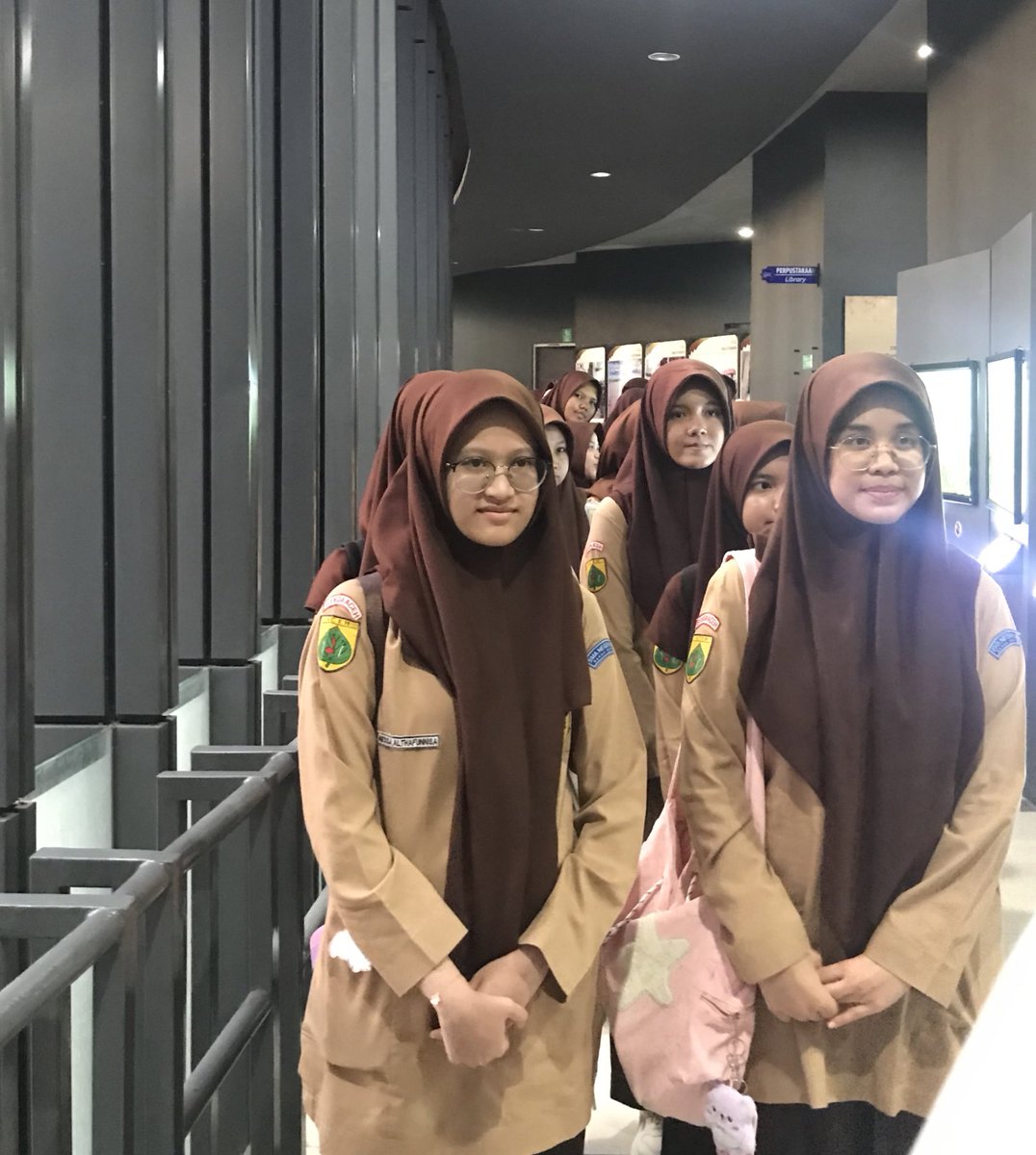 Museum Tsunami Aceh tweet media