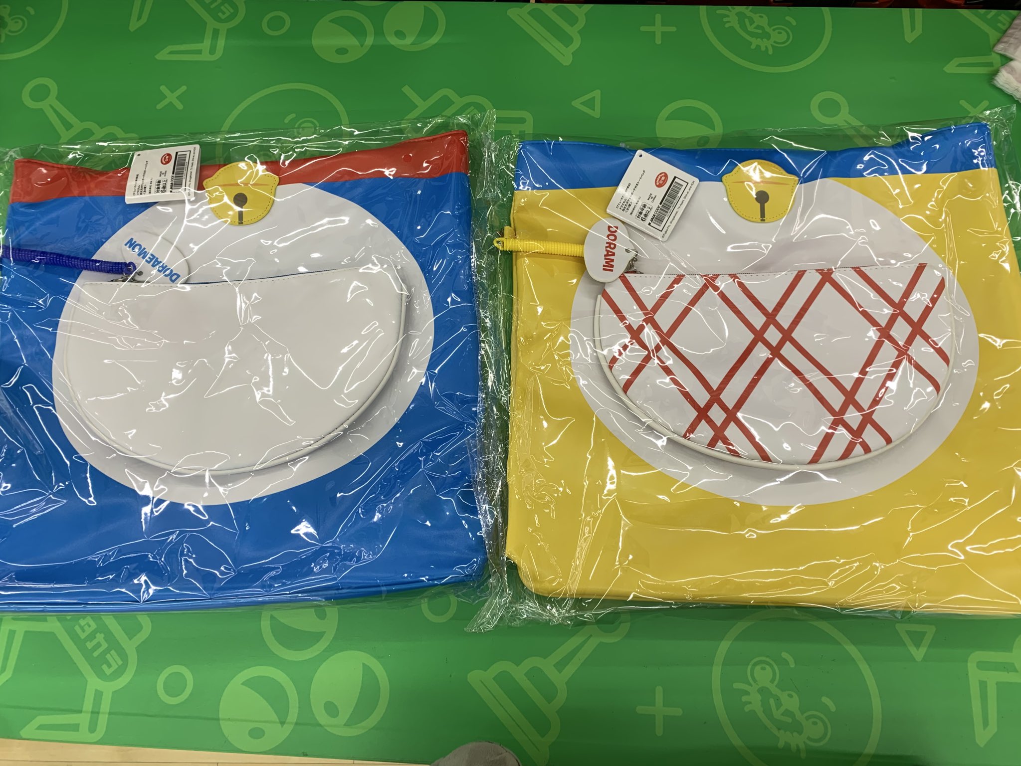 レア‼️非売品【ドラえもん】100EXPO 入場記念品 お宝発見舞多聞店 on X: 