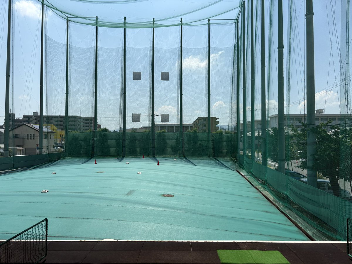 金土の初ゴルフ旅行に向けて、ハシゴ練習🏌️
元ホームはやりやすかったぁ〜

下半身主導と腕の脱力はマストで、それぞれのクラブで返すタイミングを確認しながらいきます。