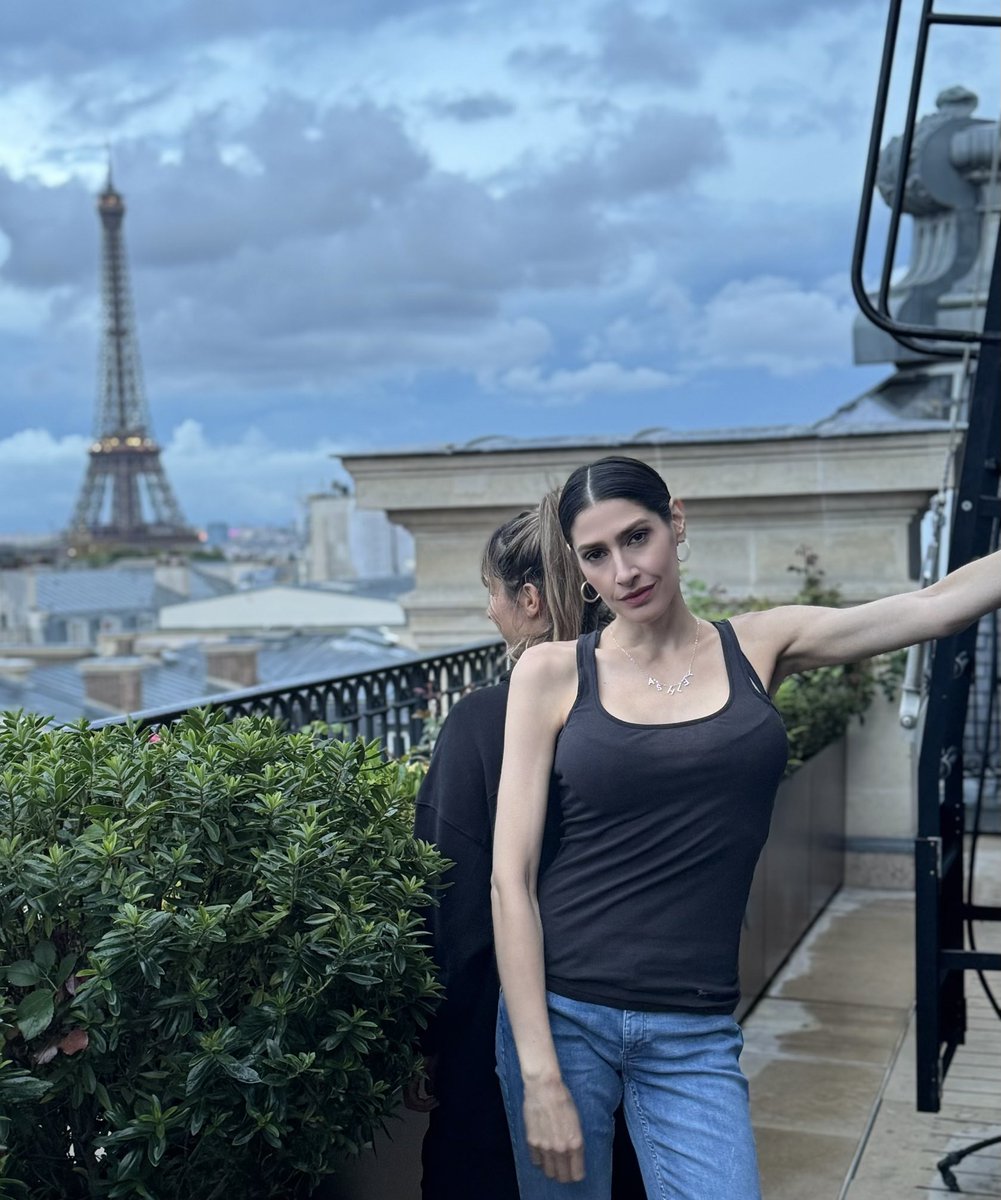 Disfrutando de nuestro último día de vacaciones en París!!! 🇫🇷❤️