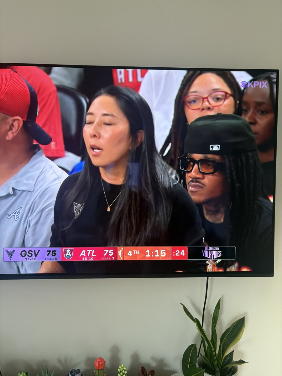 Love watching a Valkyries game and seeing the homie from the Lebatard show Juju Gotti.  Wild game. <a href="/JuJuGotti/">JuJu Gotti</a>  put it on the poll Juju, was that a sex toy flying through the air, yes or mos definitely yes?