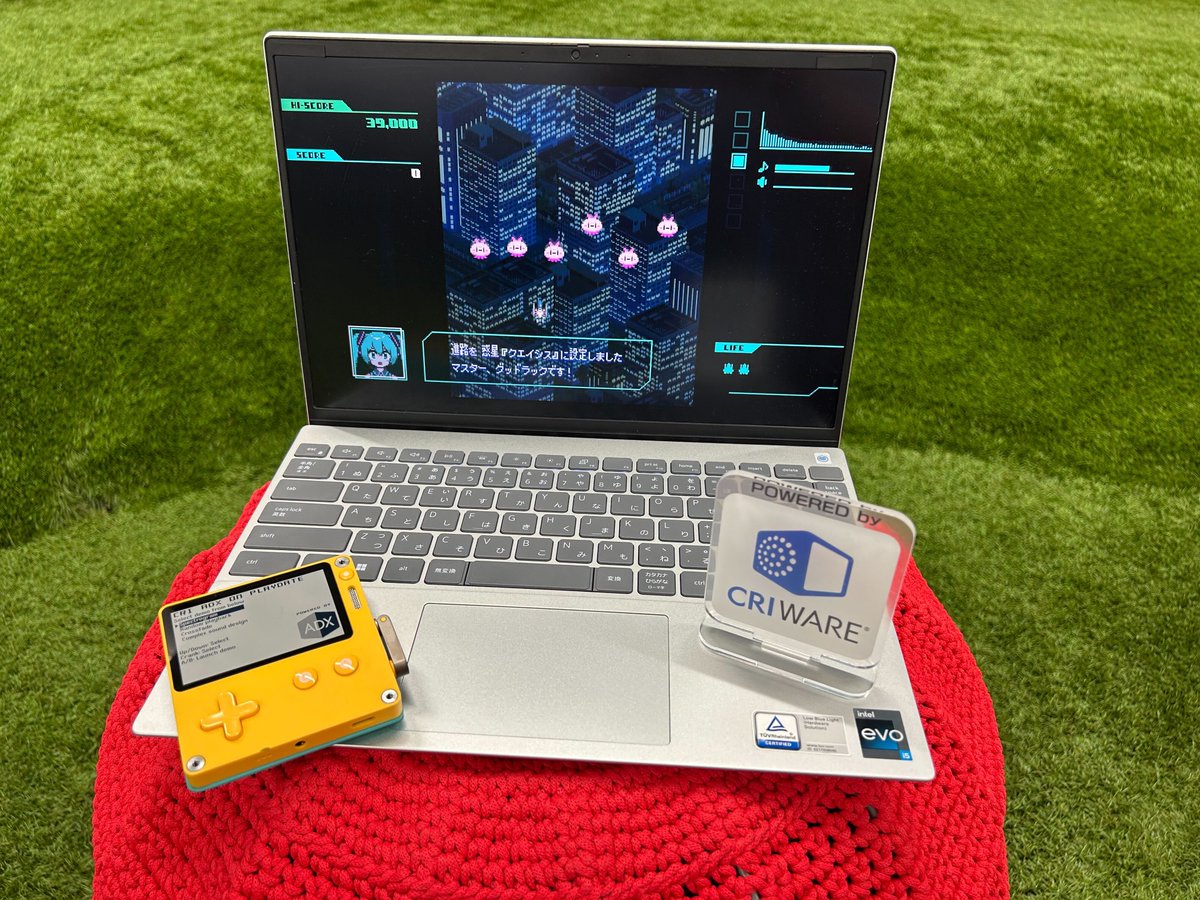 【Playdate本体】＋カバー playdate 本体とカバー (USB-C付き) This feeling is both