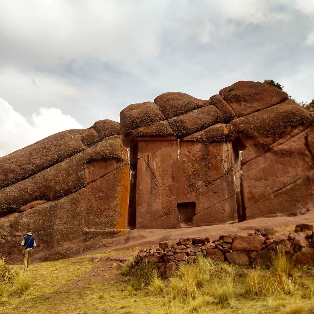 aldop2211's tweet photo. @destapandolose1 Es similar al portal de aramu muru en Perú https://t.co/7WjzUkRnVY