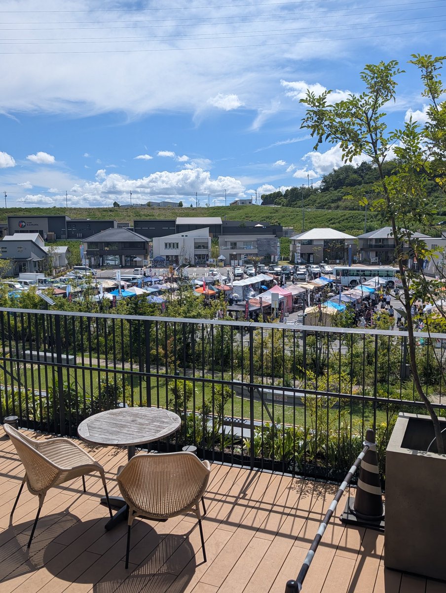 munmunshrimp's tweet image. メダカ祭り🐟️

遅くなりましたが土岐メダカ祭り盛り上がっていて楽しかった。
@Pa_akada さんお土産ありがとうございます🙂‍↕️
@Orion07614970 さんイベント前日なのにレスキュー来てくれてありがとう🙂‍↕️

お会いした皆様ありがとうございました。

多分やや熱中症気味でゆっくり帰りました🤣