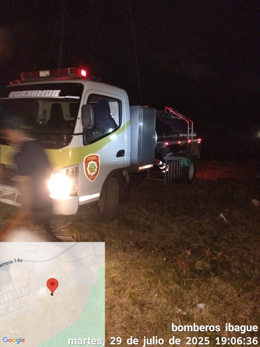 🚨 Emergencias en Álamos y Nueva Jerusalén (Salado)
Móvil 04 y unidades controlaron 2 incendios forestales que afectaron 5 hectáreas.
🔥 Se usaron herramientas manuales, bomba de espalda y 100 galones de agua.
🤝 Gracias al apoyo comunitario se evitó la propagación.