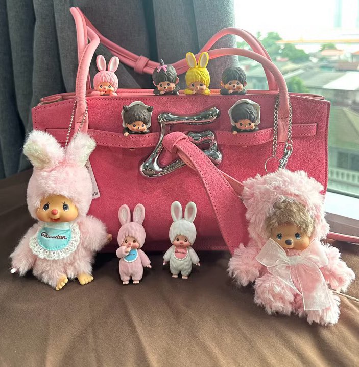sirikullfern7's tweet photo. 💗🐵Monchhichi hippers น่ารักสุดๆ มี6แบบให้สะสม ใครตามหาอยู่รีบเลย มีแบบเลือกตัวได้ด้วย💖🌈

จุ่ม📍 https://t.co/vW8Jynch4l
Box📍 https://t.co/IiSOUq0mXo

#ตลาดนัดmonchhichi #ตลาดนัดม่อนชิชิ #monchhichithailand #ตลาดนัดmonchichi #ตลาดนัดsanrio
#ตลาดนัดกล่องจุ่ม https://t.co/iiQSHY1Tnf