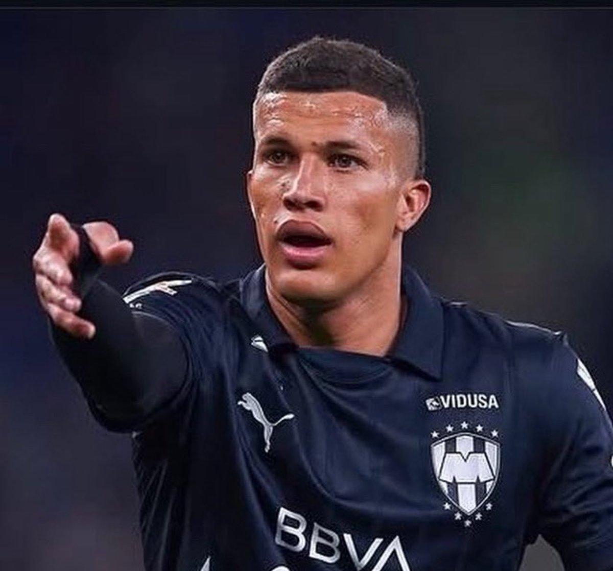 #Deossa se va a <a href="/RealBetis/">Real Betis Balompié 🌴💚</a> !!

Solo faltan pequeños detalles para que se haga oficial la transferencia del colombiano de <a href="/Rayados/">Rayados</a> a #RealBetis 

Medios en España 🇪🇸 citan que la operación alcanzaría 17 MDD 

Nelson Deossa se convertiría transferencia de más alto costo en la