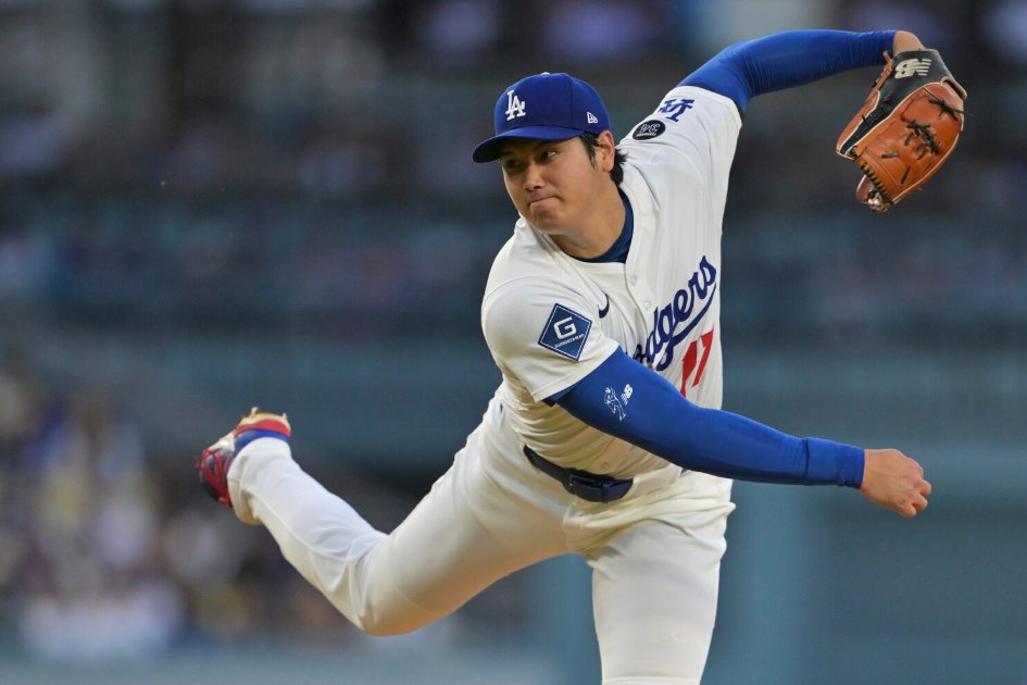 Shohei Ohtani will start on the mound for the Dodgers Wednesday as he continues his pitching comeback! LA is moving to a six-man rotation for flexibility.   apnews.com/article/ohtani…