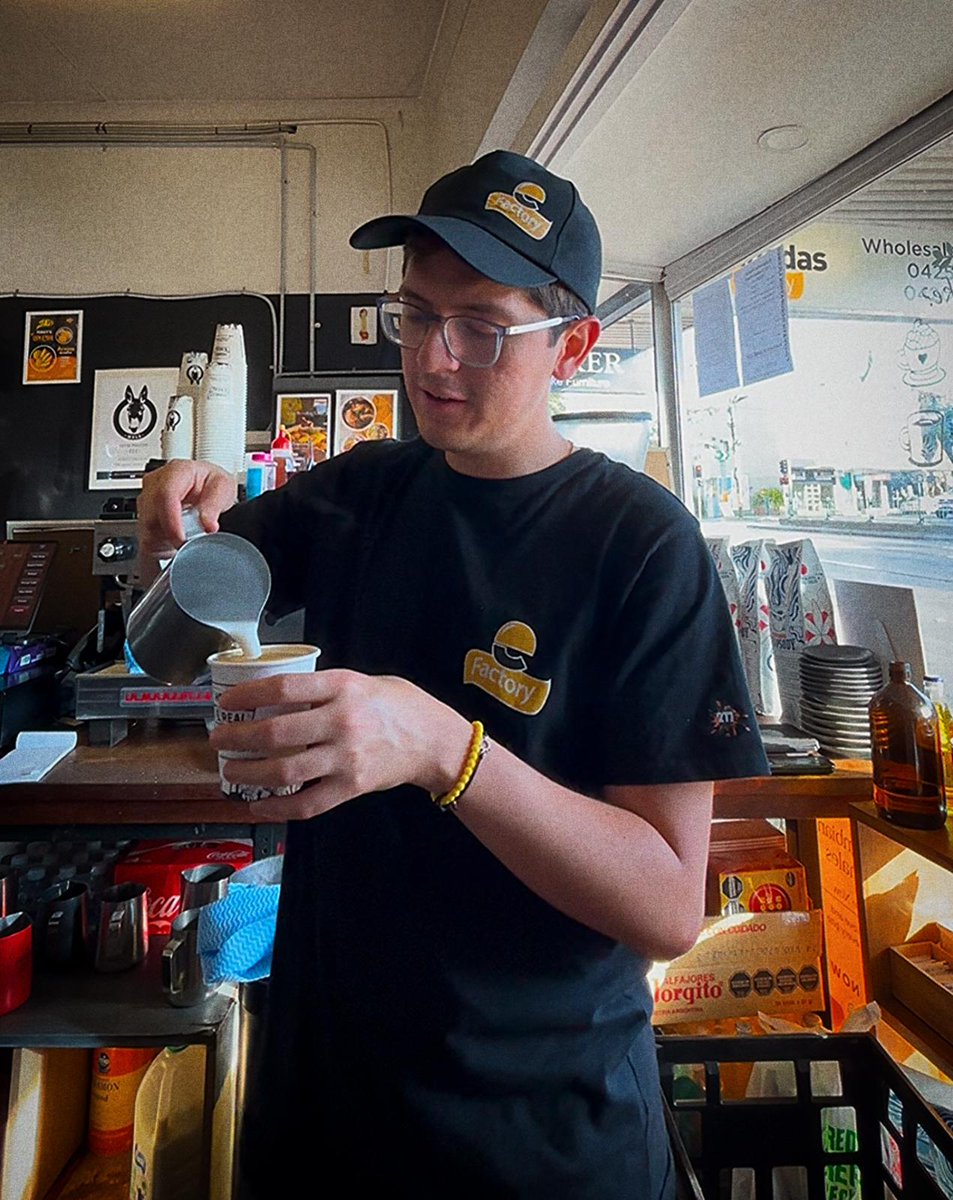 ☕ Meet Xavier Abril, 27, barista &amp; hospitality student in Sydney.
“Being a barista gave me community &amp; a way to share cultures. Proud to add to Australia’s story one espresso &amp; smile at a time.”
📢 Ecuadorian community in Australia — share your story
🔗 australia.iom.int/celebrating-ec…