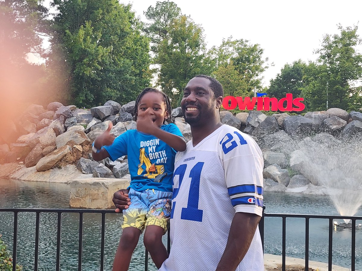 LC_TrackCoach's tweet image. Birthday dude. #5years #happy Birthday #carowinds