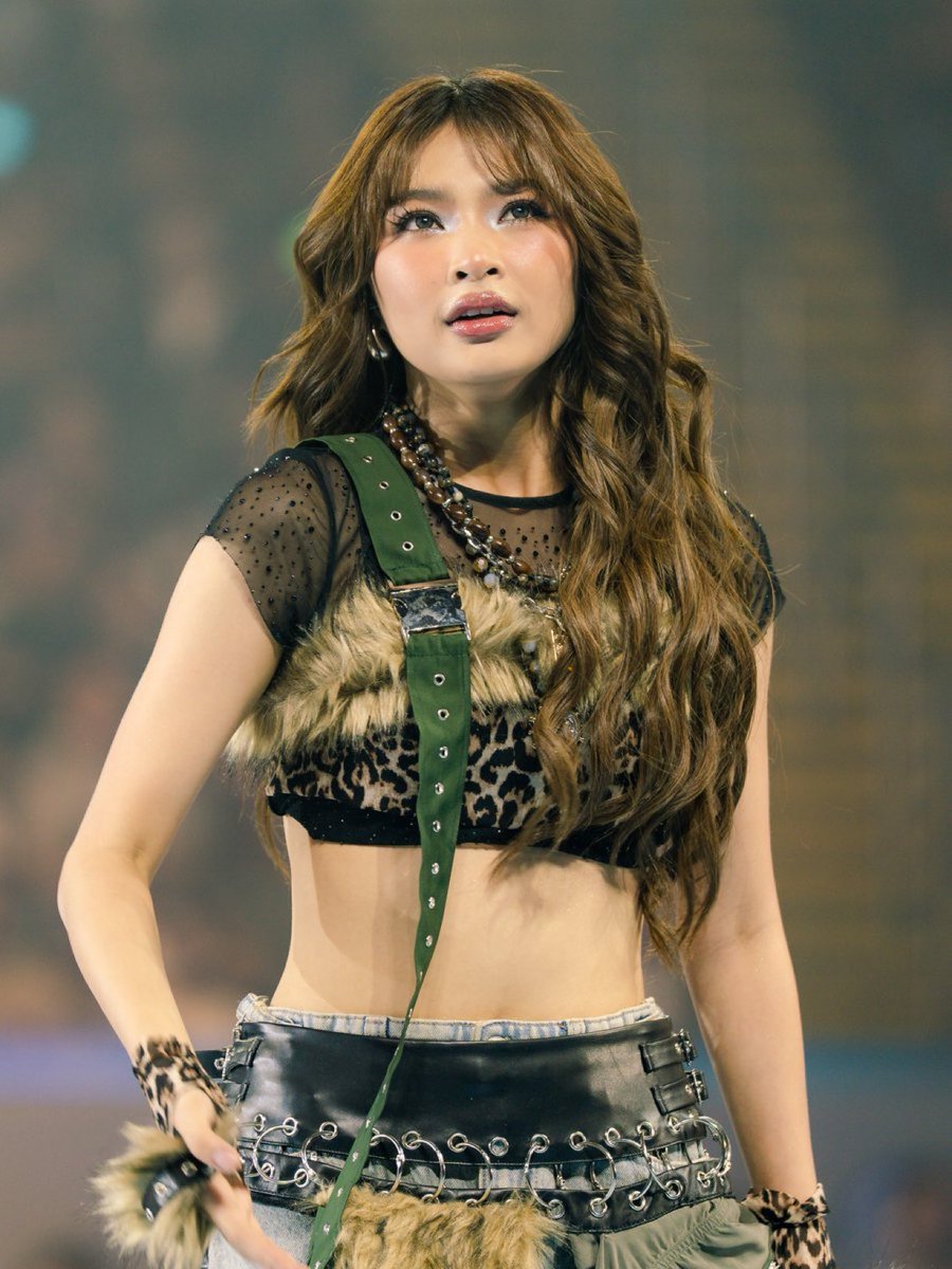 this was her "i made it" moment 🥹 SOBRANG NAKAKA PROUD KANG I-STAN, COLET. I LOVE YOU SO MUCH, MY CINTA! 💚