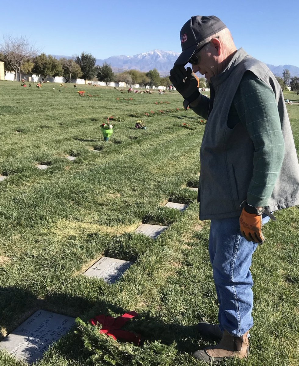 A simple salute. A moment of remembrance. A sign of respect. 🫡