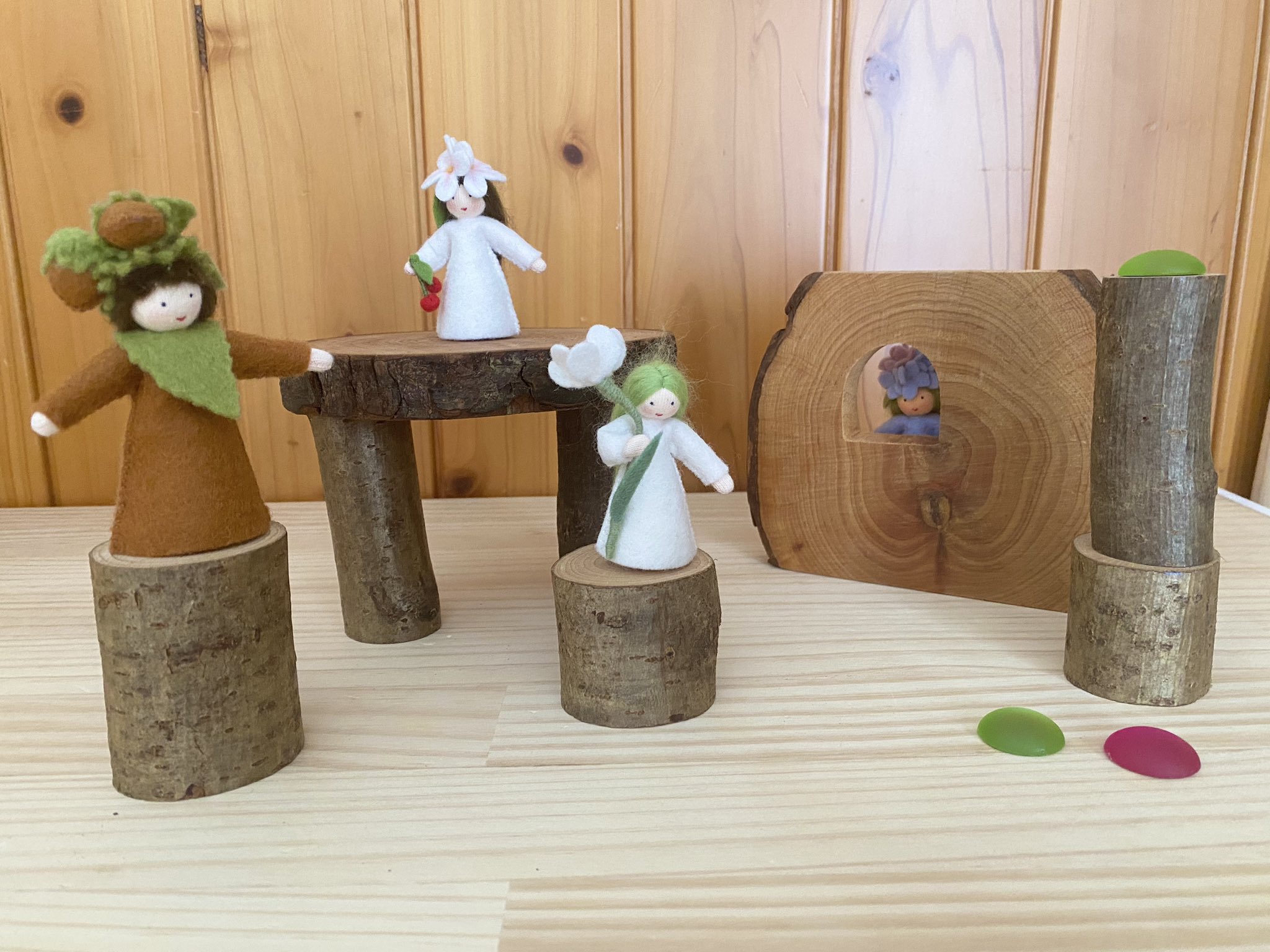 【まーちゃんさま】*pottery animal ✵ツリーを見つめる ワンちゃん ちみみ🦐知育玩具に重課金（5y👧2y👧） on X: 