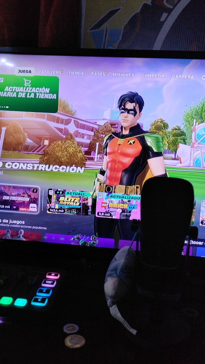 Estoy en vivo en Twitch, ¡Ven a pasar el rato! twitch.tv/isopitamarusha…
