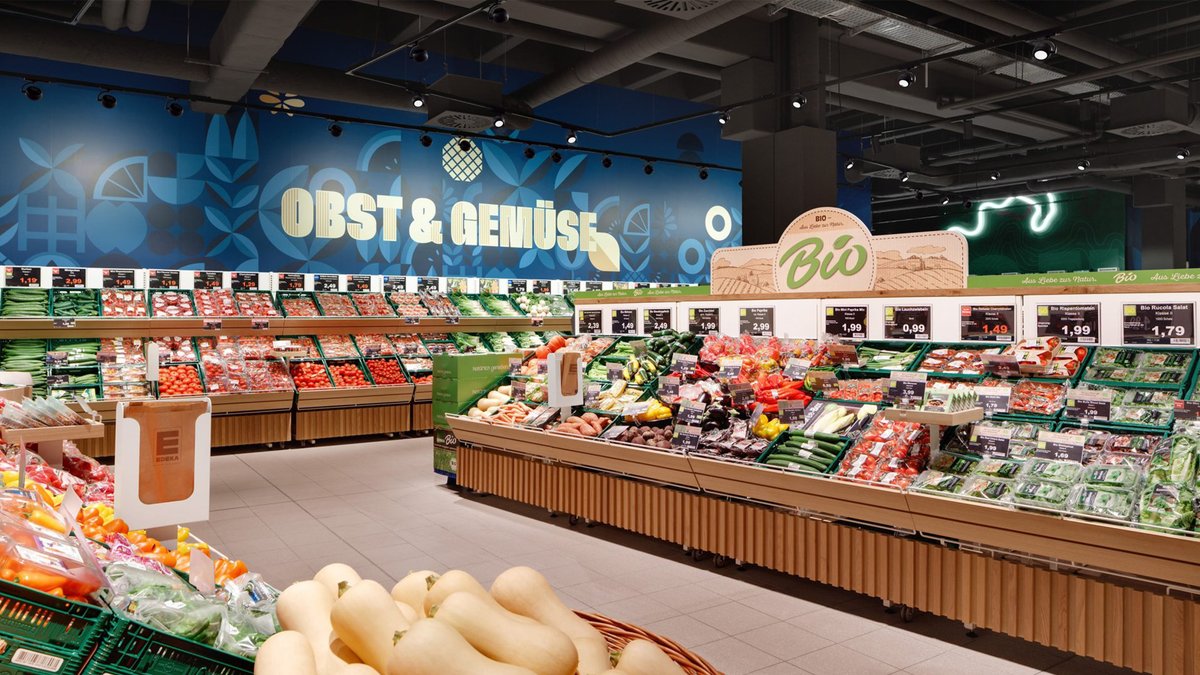 LiteHomeLED's tweet image. Illuminate Your Retail Space: Top Lighting Trends to Boost Sales and Enhance Customer Experience
litehomeled.com
#RetailLightingTrends #IlluminateToSell #RetailCustomerExperience #LightingForRetail 
#LightingTrends2025 #RetailDesignInspo