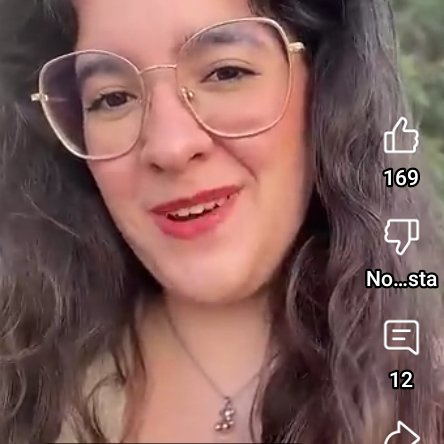 "Seas tú amor mío ese refugio,mi lugar seguro en este mundo...deseo vagabundear mi nariz de campamento en los confines de tu cuerpo...cuando sea malo el tiempo y a cada momento...te deseo Paloma Hermosa...mi Rosa de los vientos..."  ✒️❤️📃