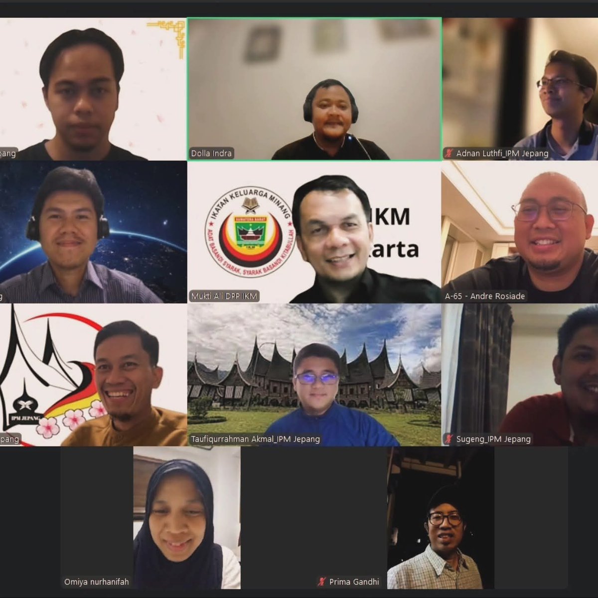 🤝 Rapat Perdana IKM x Ikatan Perantau Minang Jepang
Basamo Mangko Manjadi

Alhamdulillah, telah terlaksana rapat perdana dalam rangka pembentukan IKM Jepang, sebuah langkah awal dalam mempererat silaturahmi dan memperkuat sinergi antarsesama urang awak di perantauan.