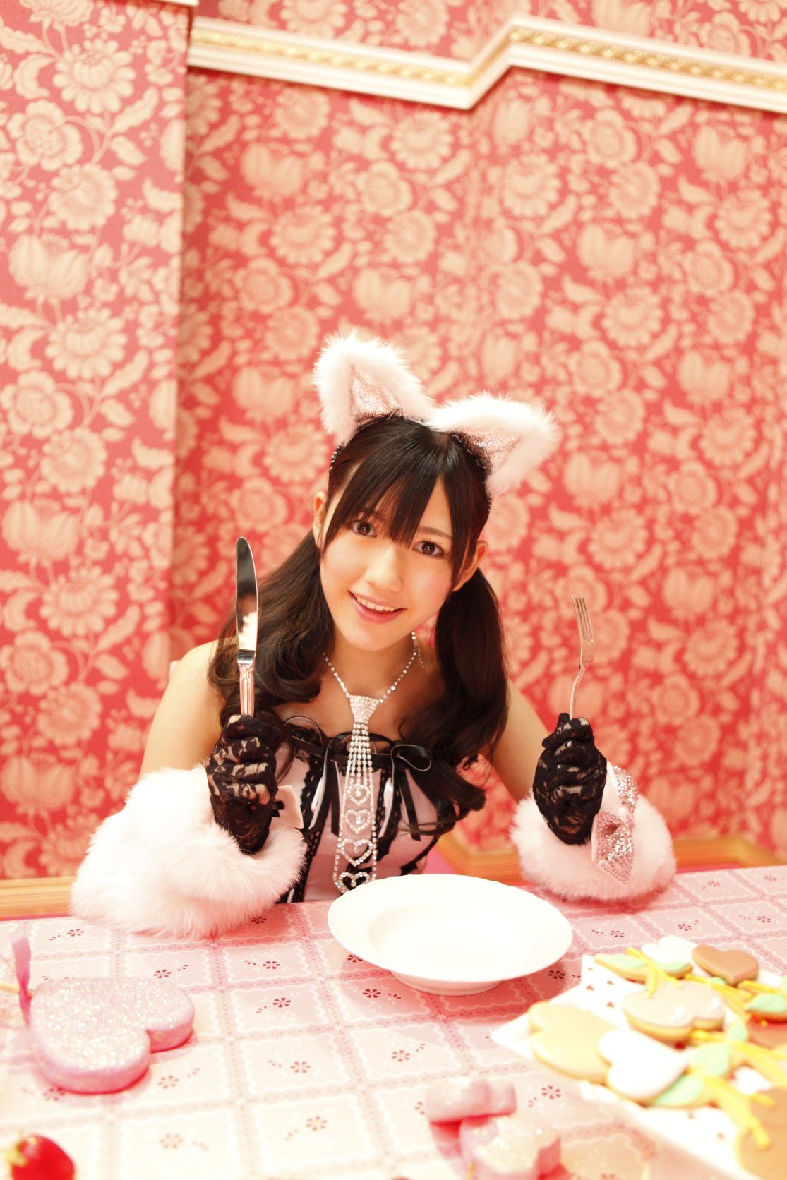 まゆゆ様 取り置きページ Yahoo!オークション - 元AKB48 センター 渡辺麻友 B5 下敷き