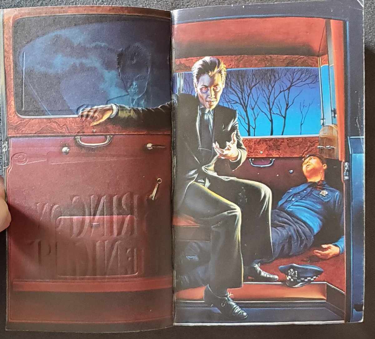 Two more amazing stepback covers from the golden age of horror paperbacks :
