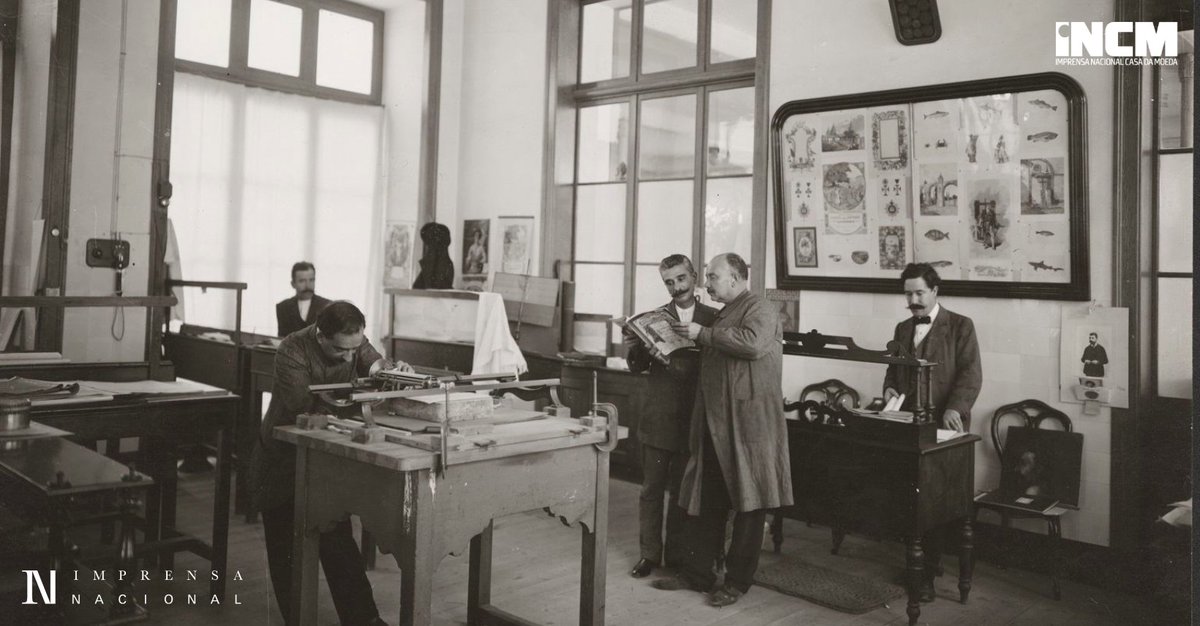 Vamos fazer mais um quizz sobre a história da Imprensa Nacional? 🧐

Sabe que técnica de reprodução de imagem era praticada nesta oficina?
Ou sabe qual era a técnica utilizada na ilustração de livros da Impressão Régia no início do século XIX?

imprensanacional.pt/quizz-historia…