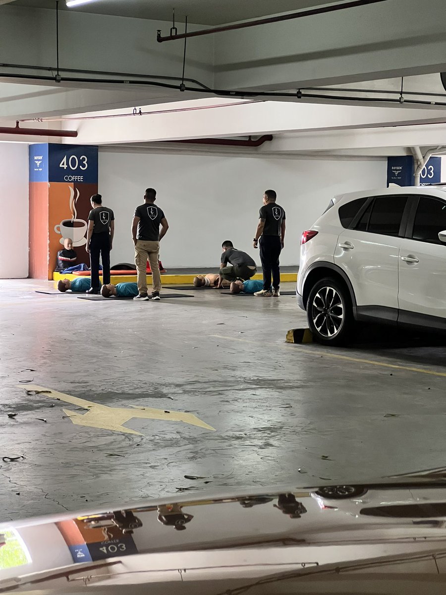 Hala nakita ko lang sa mall parking