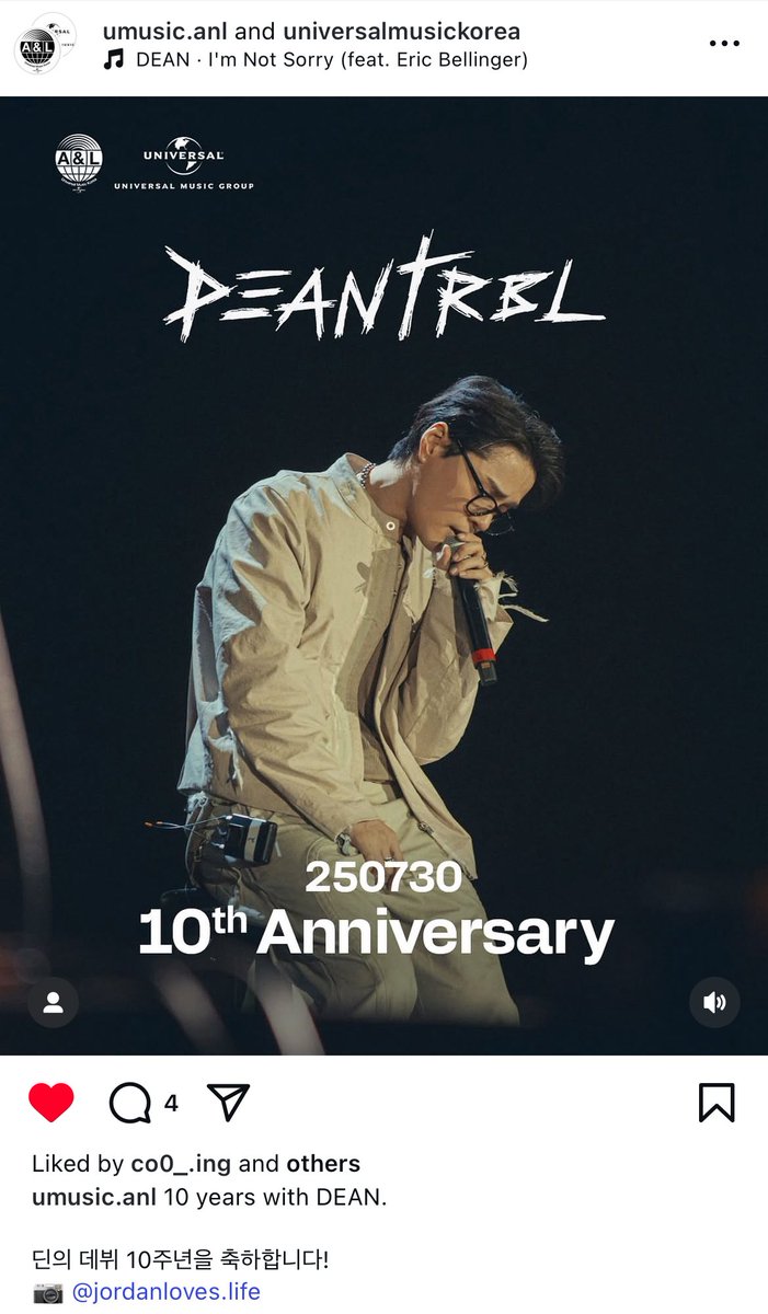 dandeaniee's tweet photo. Happy 10th (korea) debutversary, my most fav R&B artist, dean @deantheofficial🥳🎉
Between the variables in our life such as time, people, events, etc, being your fan and growing old with you are one of the happiest moments I should be grateful for🖤👽🛸 #deantrbl #딘 ((nangis)) https://t.co/CXMkesxDzp