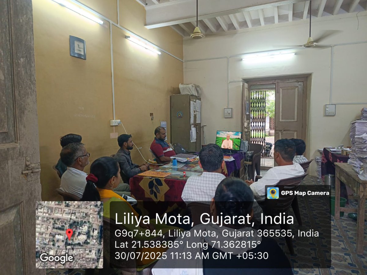 KevalsinhS12910's tweet photo. આજરોજ માન. રાજયપાલશ્રીના BISAG ના માધ્યમથી પ્રાકૃતિક કૃષિ તાલીમમાં વિસ્તરણ અધિકારીશ્રી , ગ્રામસેવકશ્રી , Atma staf અને  ખેડૂતોએ હાજરી આપી.

@agriamreli01 @ddoamreli @gsmandalamreli @Guj_Gramsevak @Infoamreligog @GPKVBamreli https://t.co/vh0xk92WUP