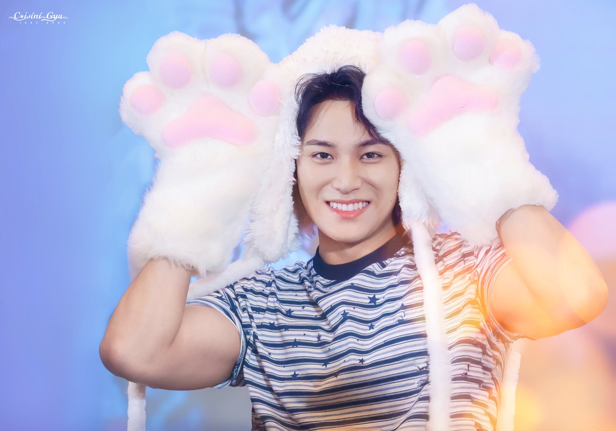 20250729 

HD3P

너무 귀엽잖아…

#세븐틴 #SEVENTEEN
 #민규 #MINGYU #ミンギュ
<a href="/pledis_17/">세븐틴(SEVENTEEN)</a>