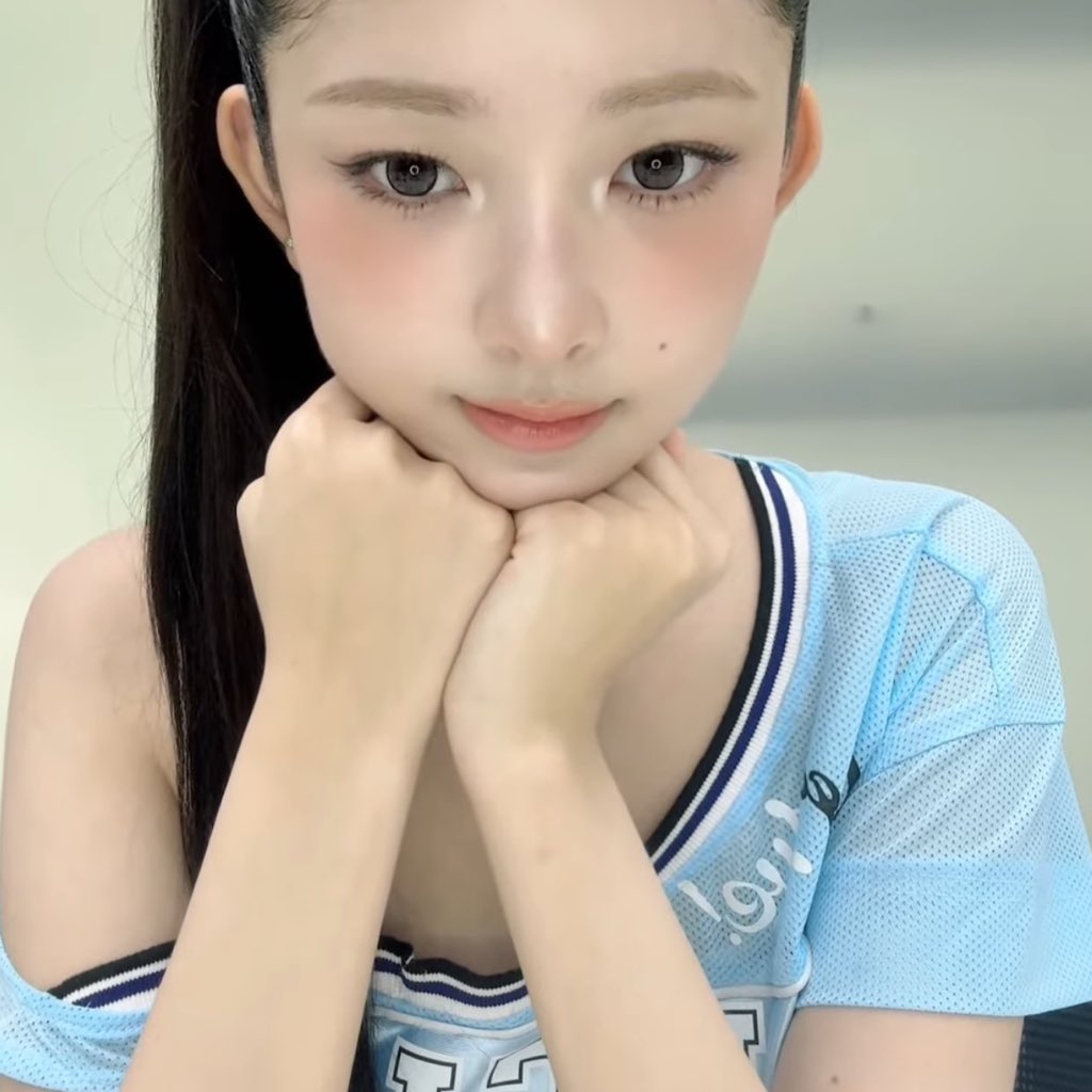 만두 tweet media