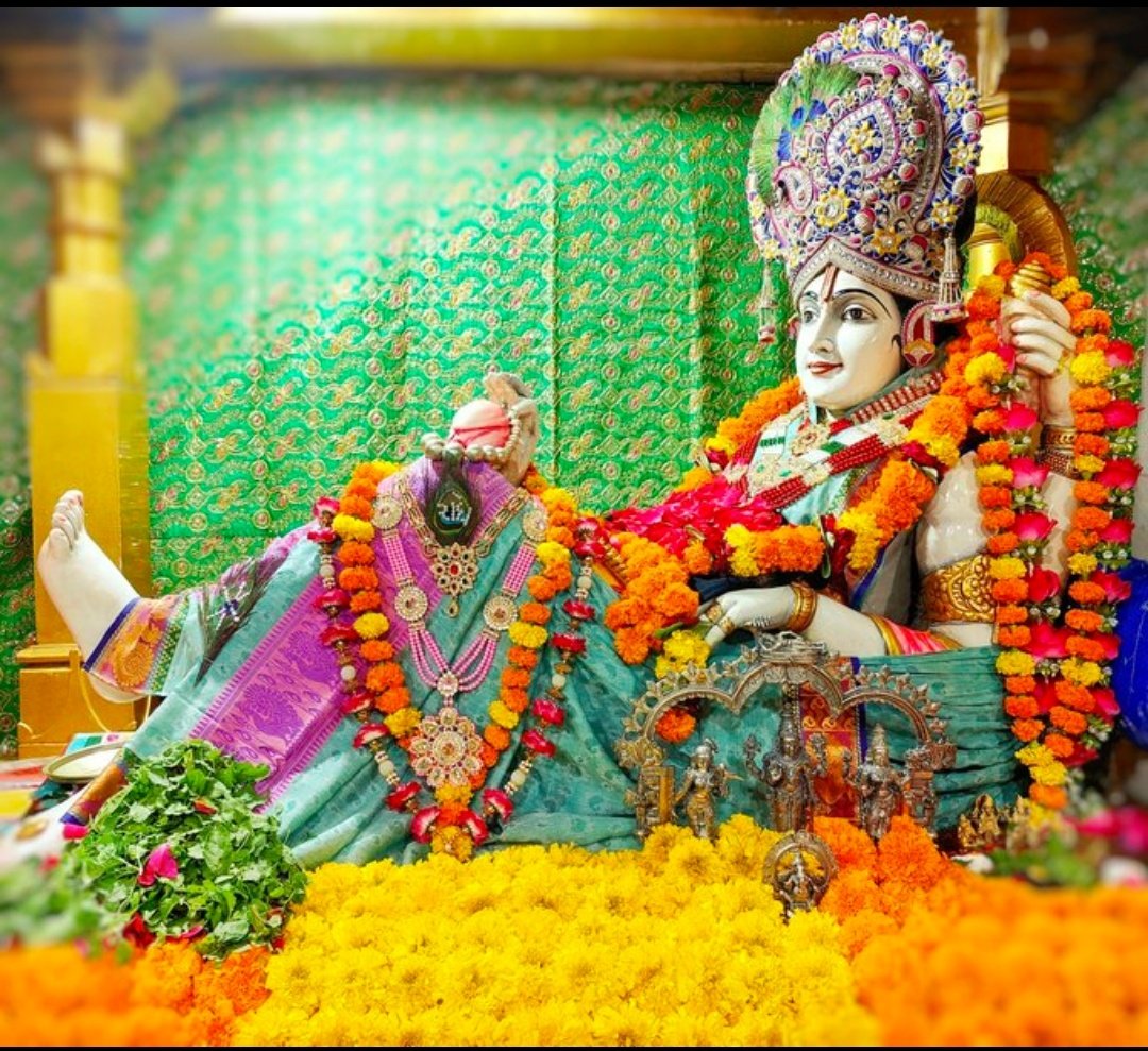 *श्री भालका तीर्थ (कृष्ण धाम), प्रभासक्षेत्र - गुजरात (सौराष्ट्र),*
दिनांकः 30 जूलाई 2025,श्रावण शुक्ल षष्ठी - बुधवार
*मध्याह्न शृंगार*