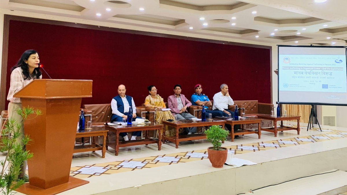 UNODC_ROSA's tweet photo. Human trafficking is organized crime!

Observing the World Day against Trafficking in Persons, @UNODC engaged with stakeholders in Madesh (Nepal) to push for stronger prevention, protection, prosecution &amp; partnership.

Supported by EU🇪🇺 to counter human trafficking in South Asia! https://t.co/ulaP3WjIFB