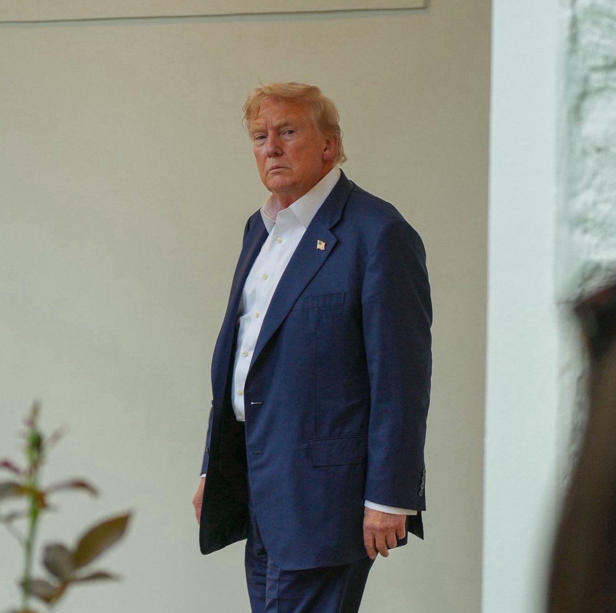 Do you agree with President Trump demanding the Senate STAY and approve all of his appointments ?

YES or NO ?