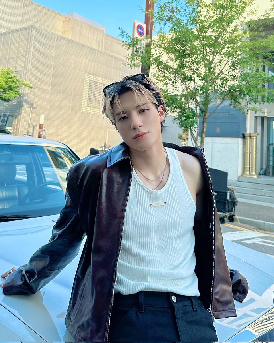 แว่นขอไลน์ได้ปะ !

ข้ามมาเอาครับ