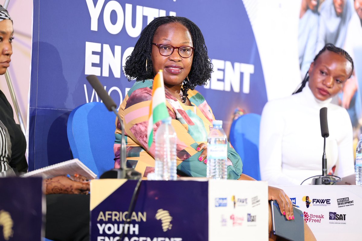 Wezesha Girls Network-Ug🇺🇬 (@wezeshagirls) on Twitter photo "Africa’s youth hold the keys to our continent’s future. But they need seats at the table, not just applause from the sidelines". Say <a href="/nankunda20/">Hope Nankunda</a> .
Let’s build real partnerships, amplify their voices, and invest in their ideas.
#AfricanYouthEngagement "Africa’s youth hold the keys to our continent’s future. But they need seats at the table, not just applause from the sidelines". Say <a href="/nankunda20/">Hope Nankunda</a> .
Let’s build real partnerships, amplify their voices, and invest in their ideas.
#AfricanYouthEngagement