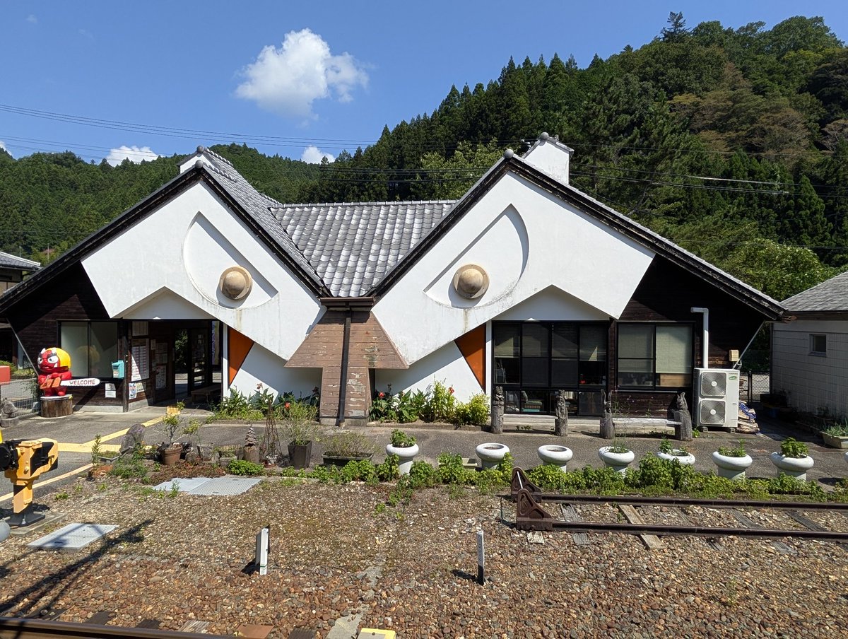 ErZhong96365's tweet image. 7/30　愛知県最東端駅東栄駅に行って来ました。
#東栄駅
#213系
#313系
#飯田線