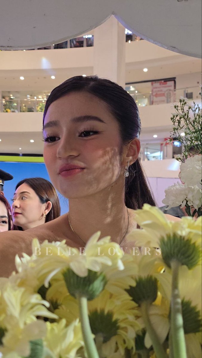 BelleloversOFC's tweet photo. She’s not even trying, and she’s already the cutest 💕

BELLE BEYOND PURE

#pHCareUltraPure
#BelleMariano https://t.co/gaRMfdiUx8