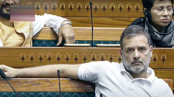 atul_apk's tweet photo. @DrNimoYadav You mean like this, Angrezi aulaad ke etiquettes toh check karo... hamara wala toh 4th fail hai bhai https://t.co/IqX0TBAkIt