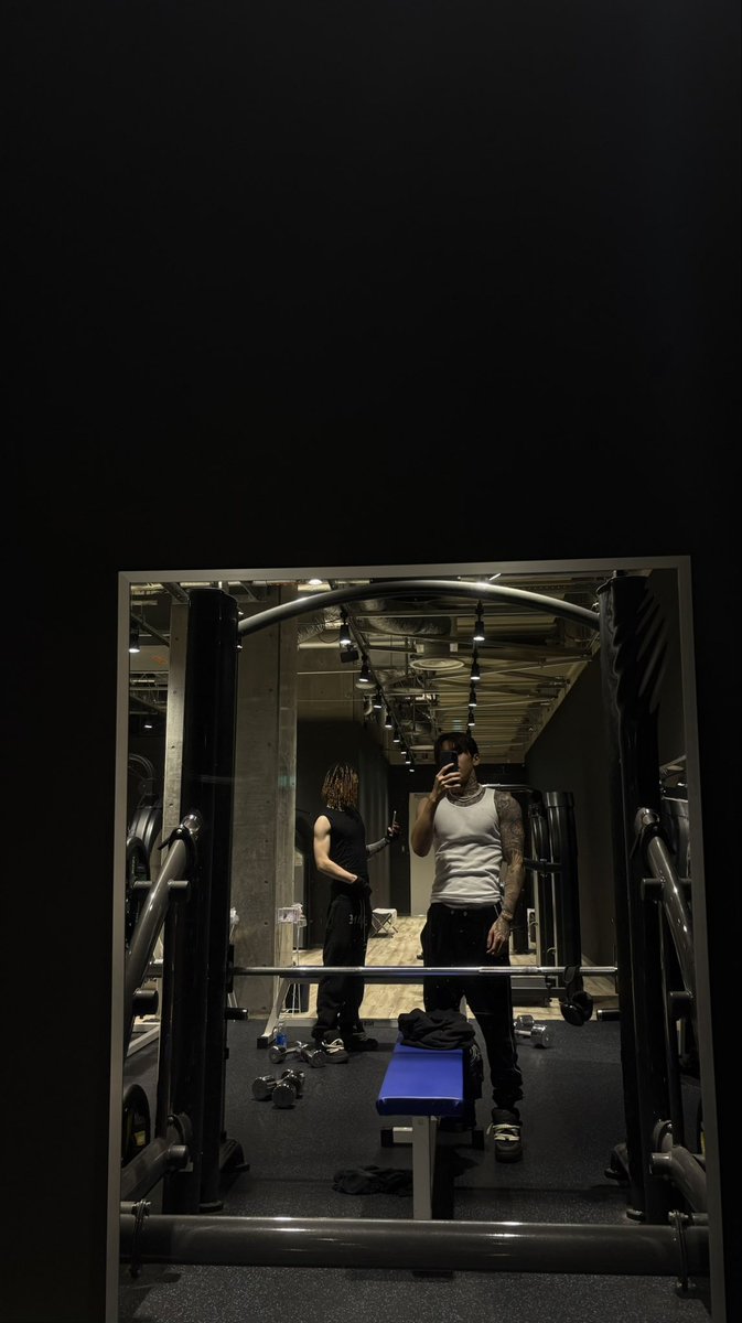 thereancool's tweet image. 