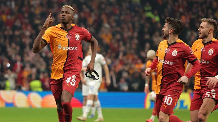 Lig başlasa artık ya hayatım olan takımı izlesem <a href="/GalatasaraySK/">Galatasaray SK</a>